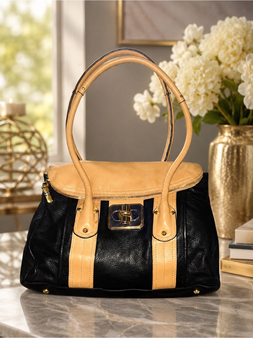 B. Makowsky Black & Tan Leather Medium Flap Satchel Handbag Purse Satchel